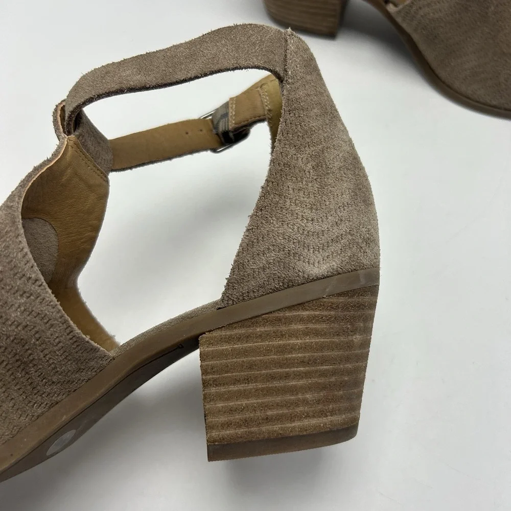 Lucky Brand Sandals Womens 9 M Tan Suede Cutout Open Toe Block Heels Beige